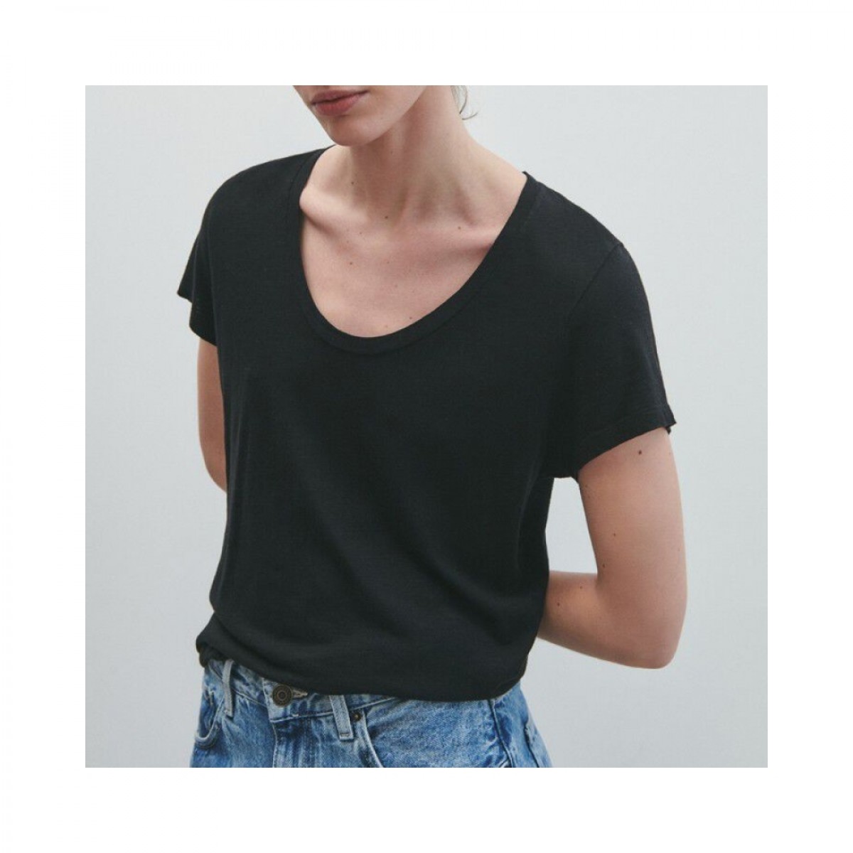 jacksonville t-shirt - noir - model front