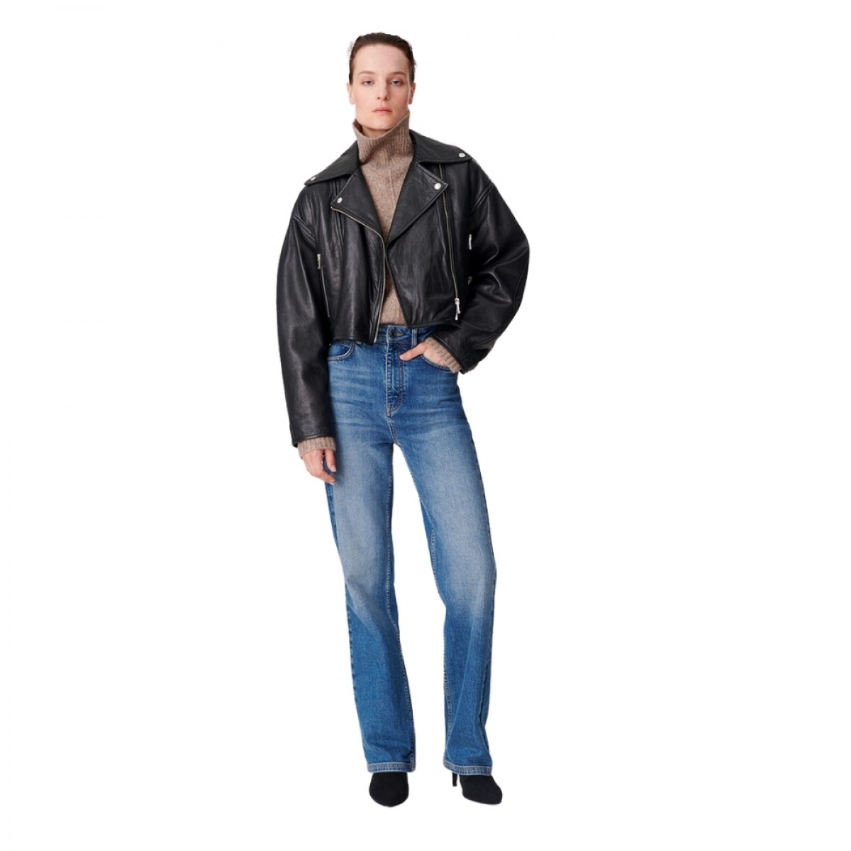 bless perfecto jacket - black - model front