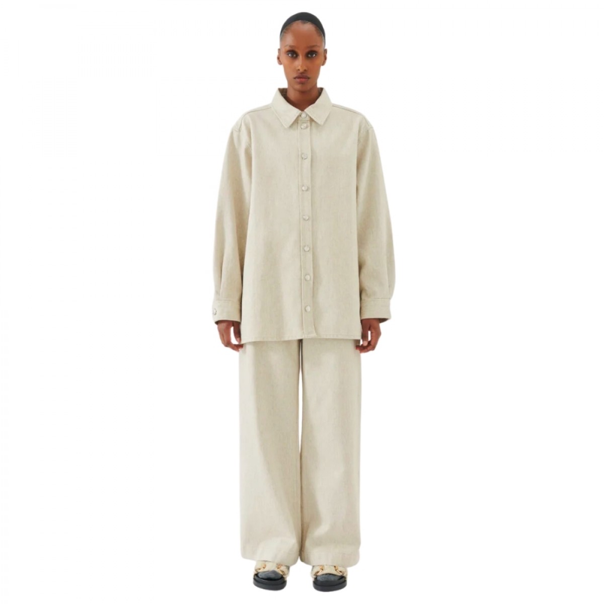 bora pants - off white - model front