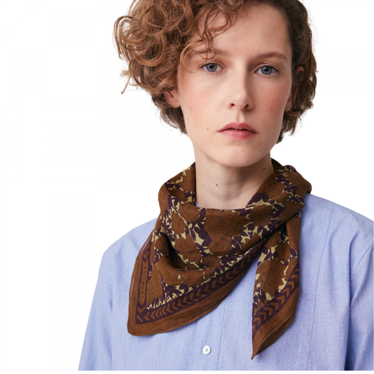 moismont scarf ajmer no 791 mask - khaki - model front