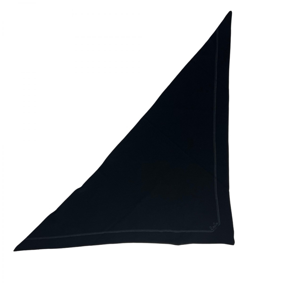 triangle solid logo m - black - front