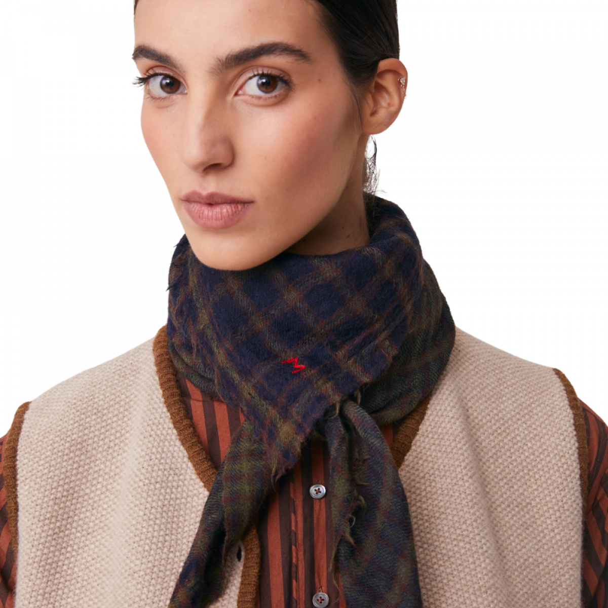 moismont scarf corneille no 852 midnight - midnight - model front