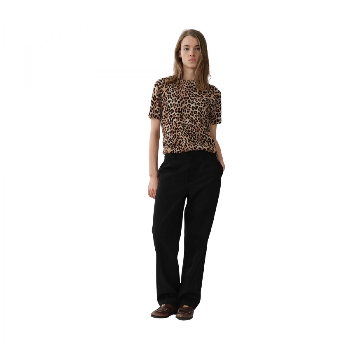 womens blouse - leo - model front