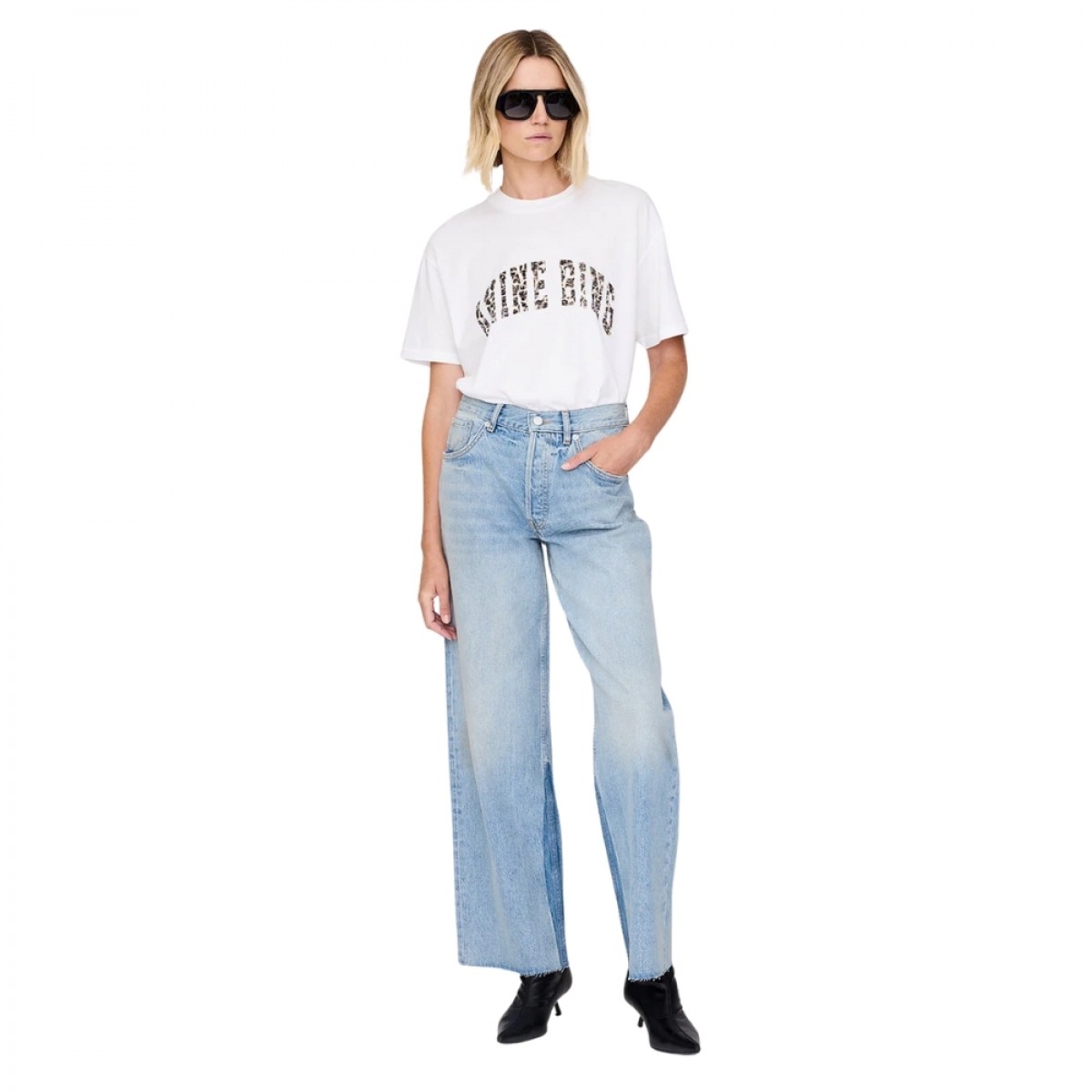 anine bing walker tee leopard - ivory - model front