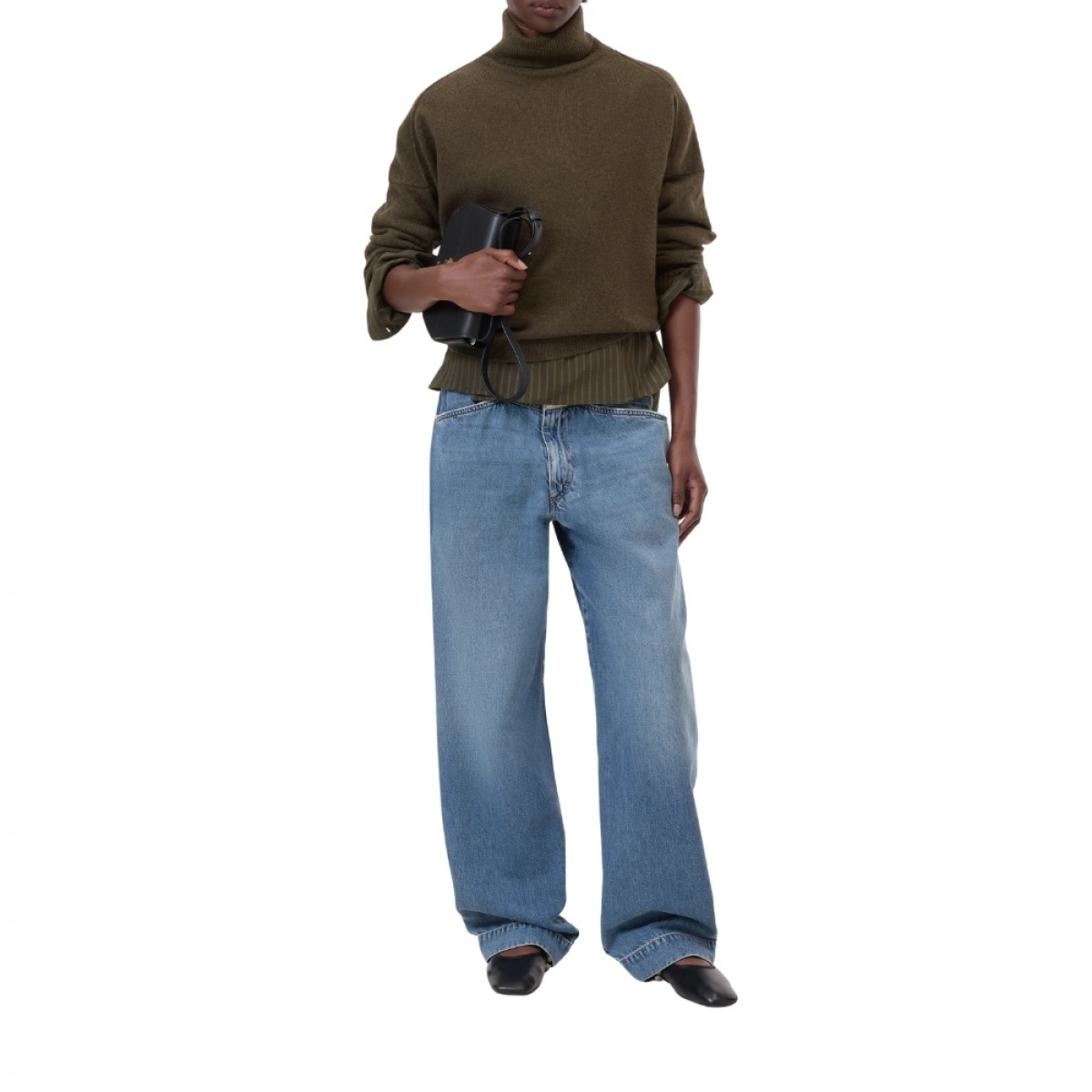 closed rolli longsleeve - marsh green - model look