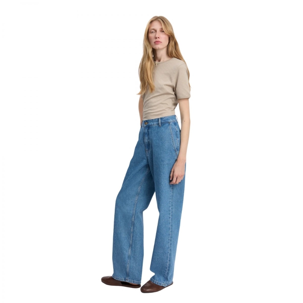 aiayu carlo midwaist wide jeans - clear blue - model look
