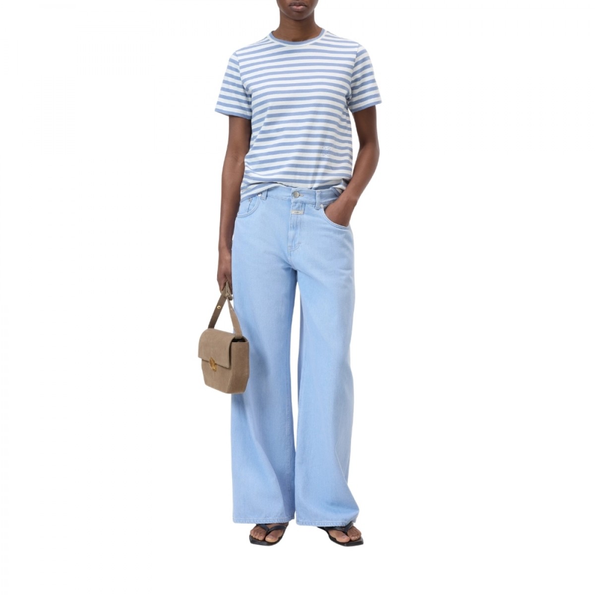 closed basic t-shirt - stone blue - model look