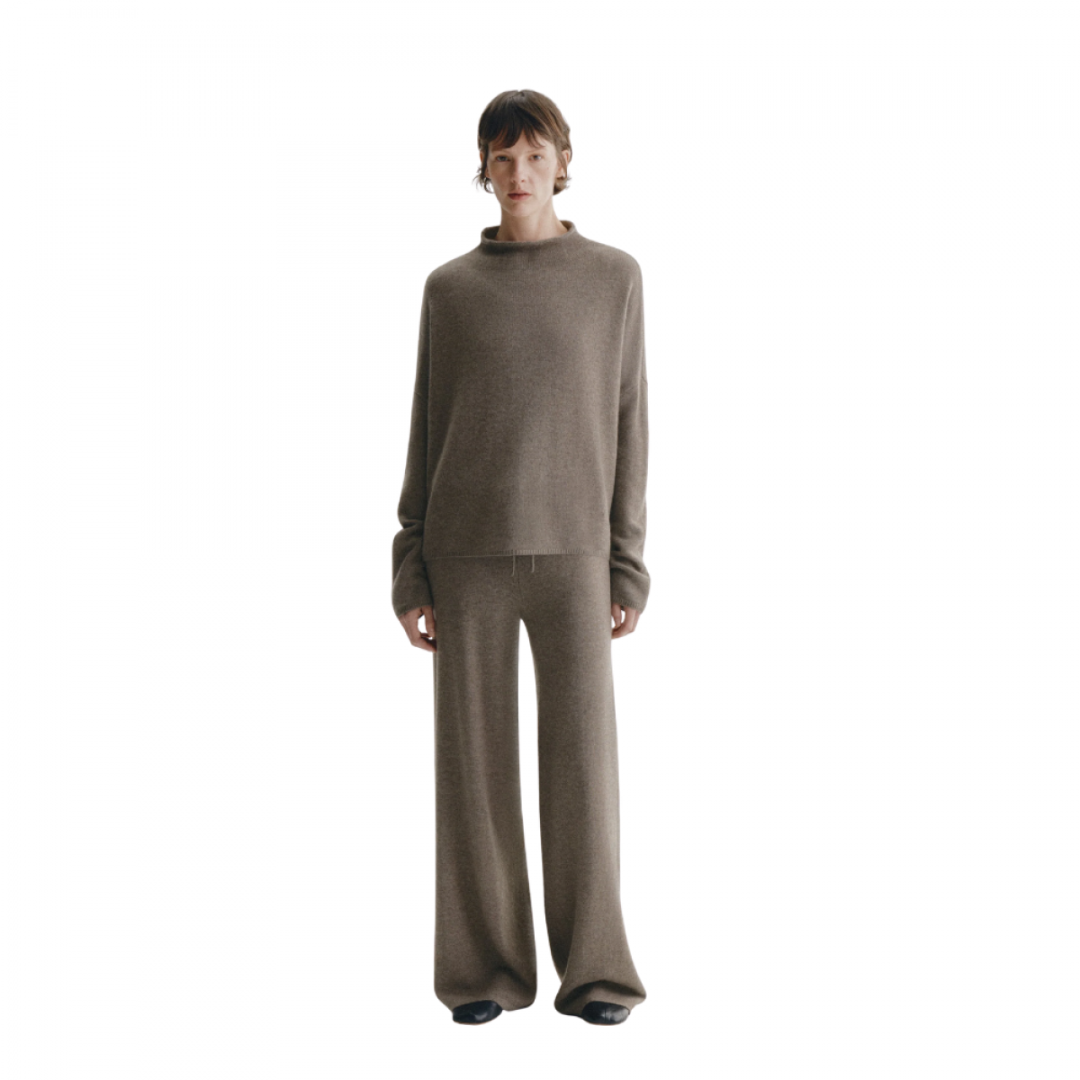 lisa yang sofi trousers - truffle - look