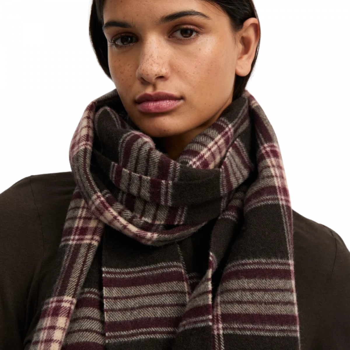 aiayu kaya scarf - mix brown - model front