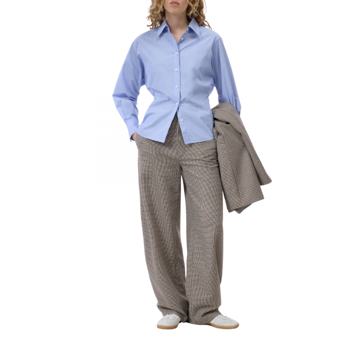 closed waisted shirt - breeze blue - look