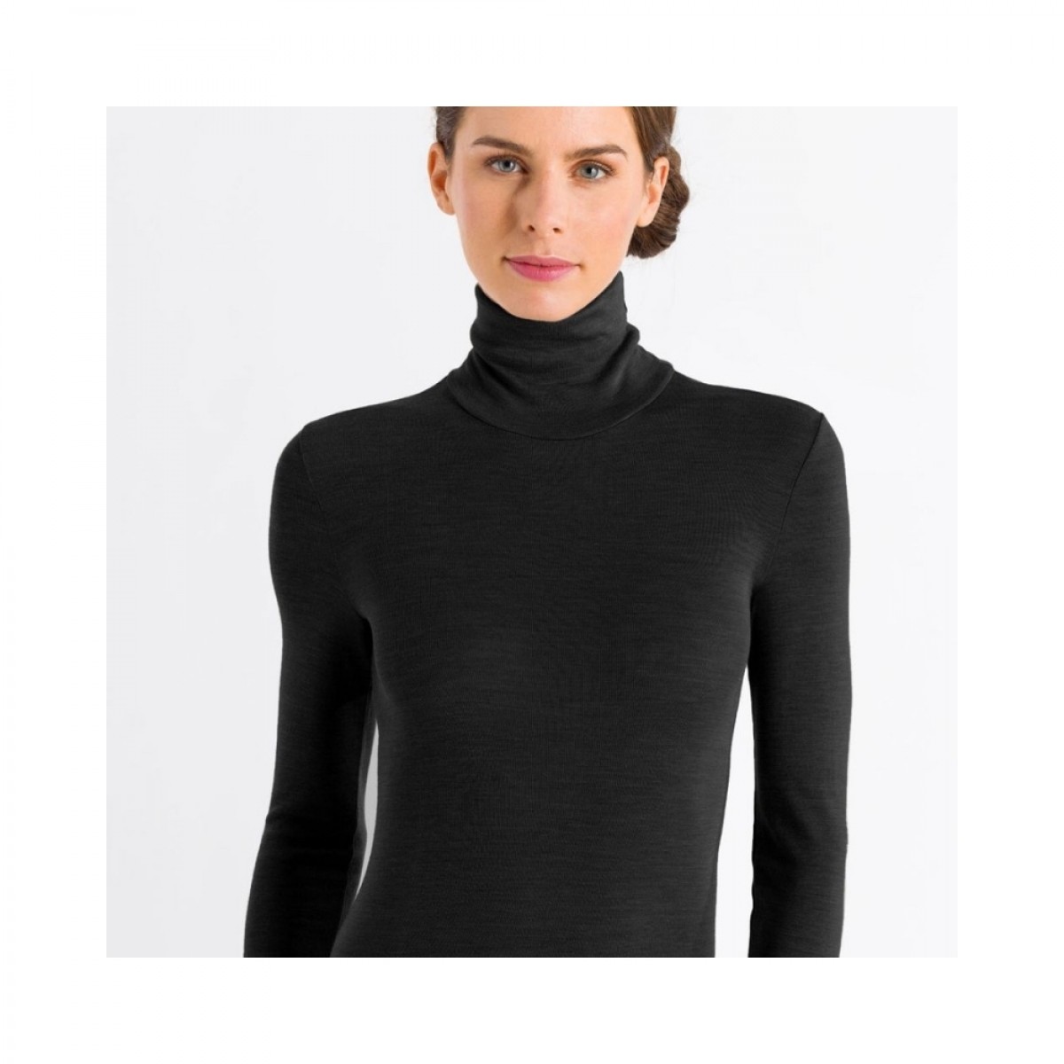 woolen silk turtle-neck shirt - black - model 1