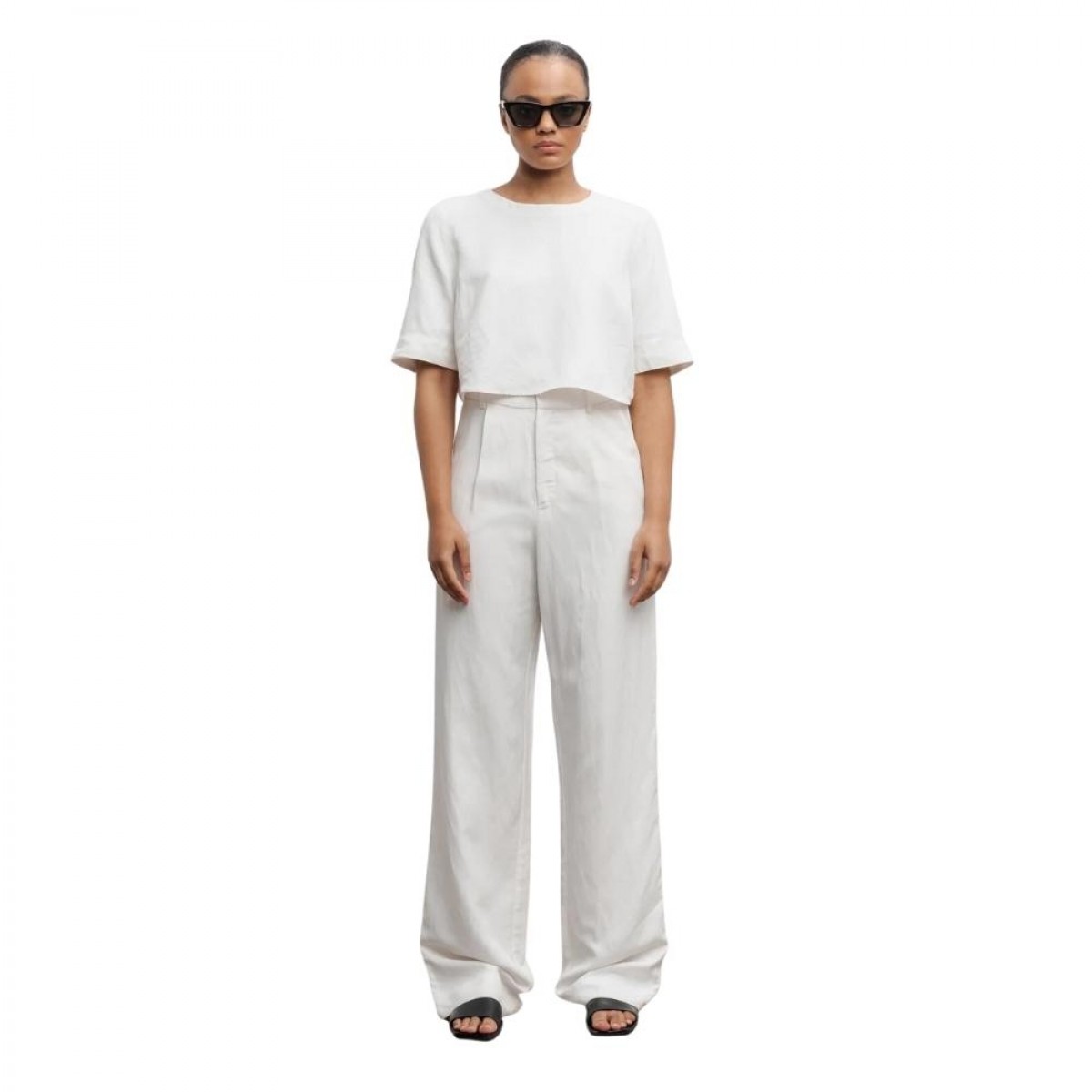 noma linen trousers - off white - model look