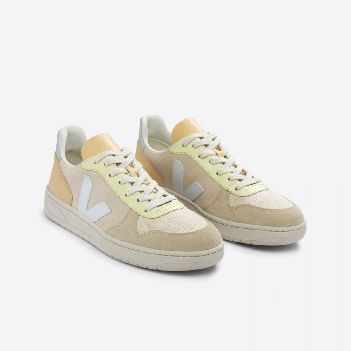 v-10 suede sneakers - sable menthol multico - front