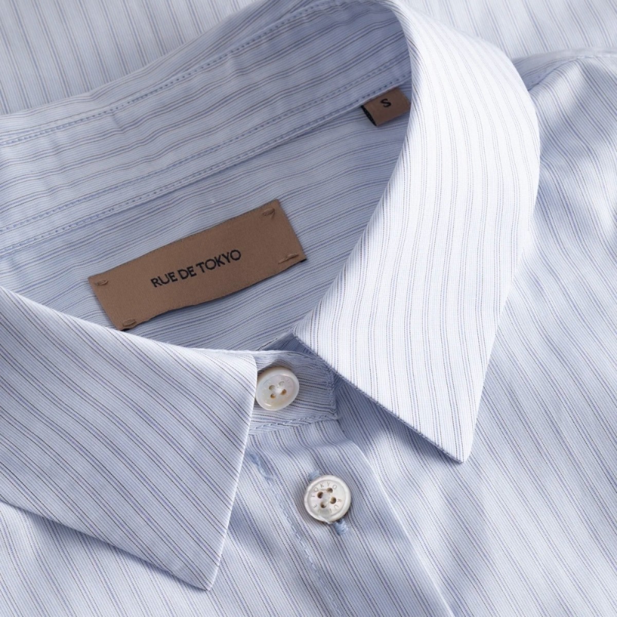 samita fine stripe - light blue - krave 