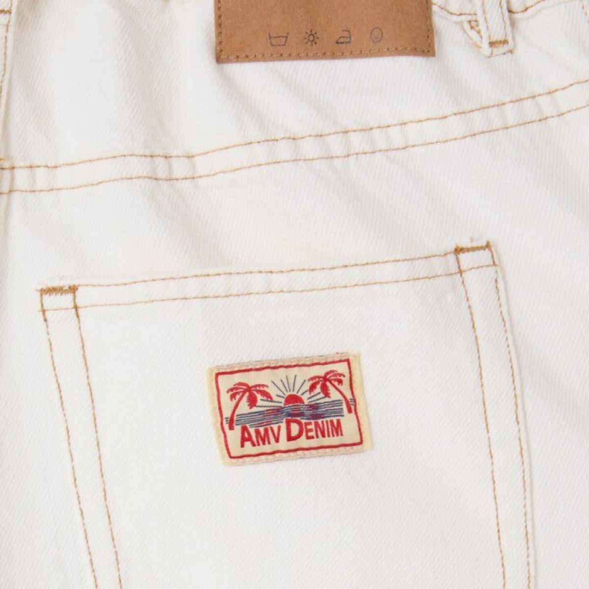 women's shorts jozastreet - off white - logo