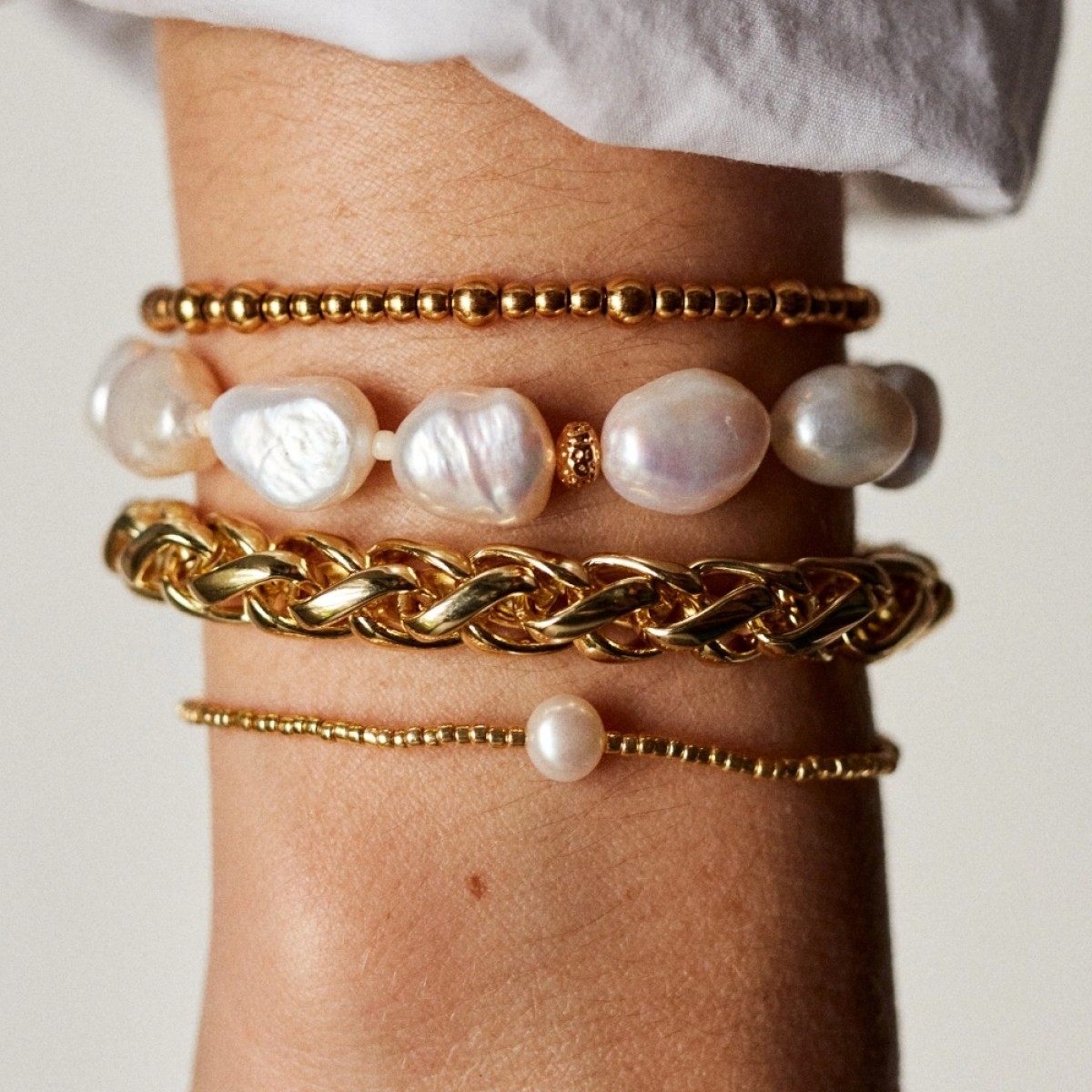 anni lu big stellar pearly bracelet - gold - look