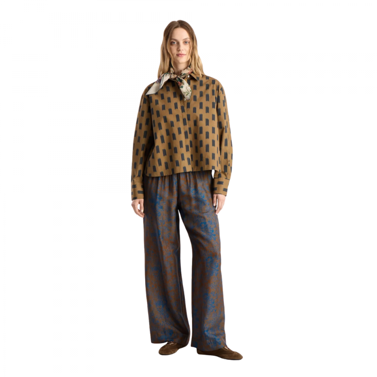farren pants - brown - model front