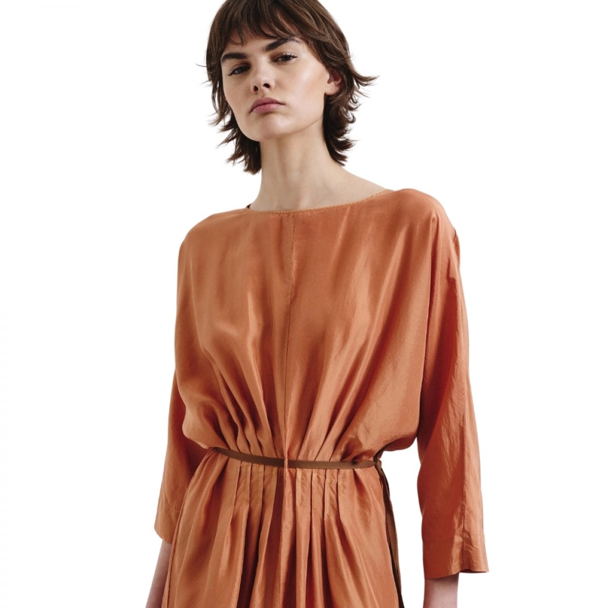 pomandére silk habutai dress - apricot - model front