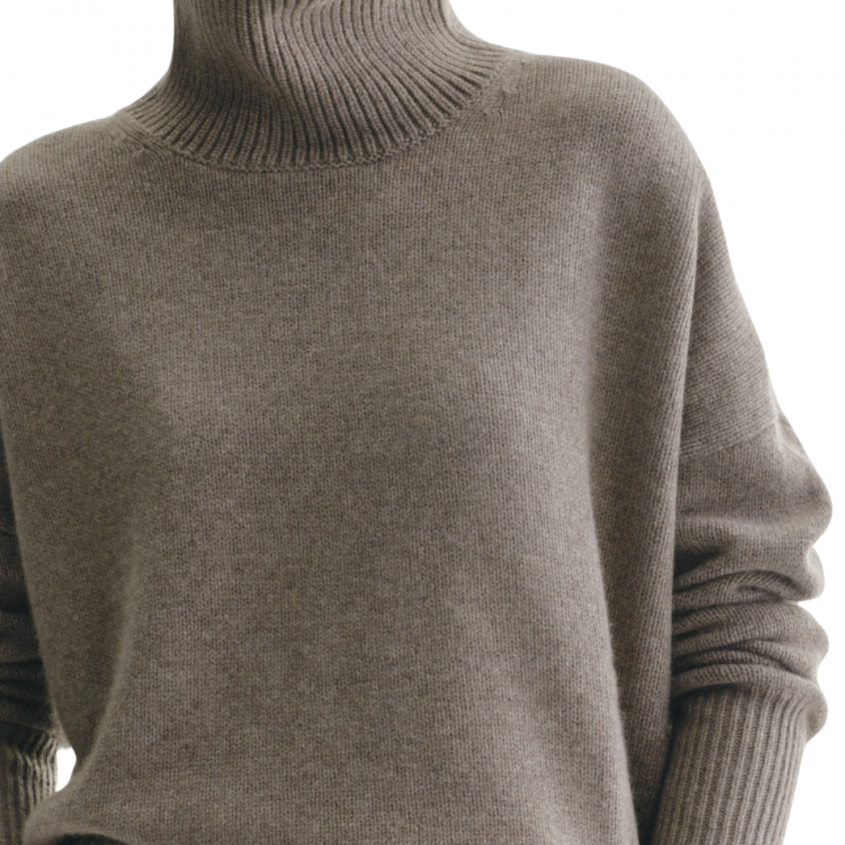 lisa yang heidi sweater - truffle - hals 