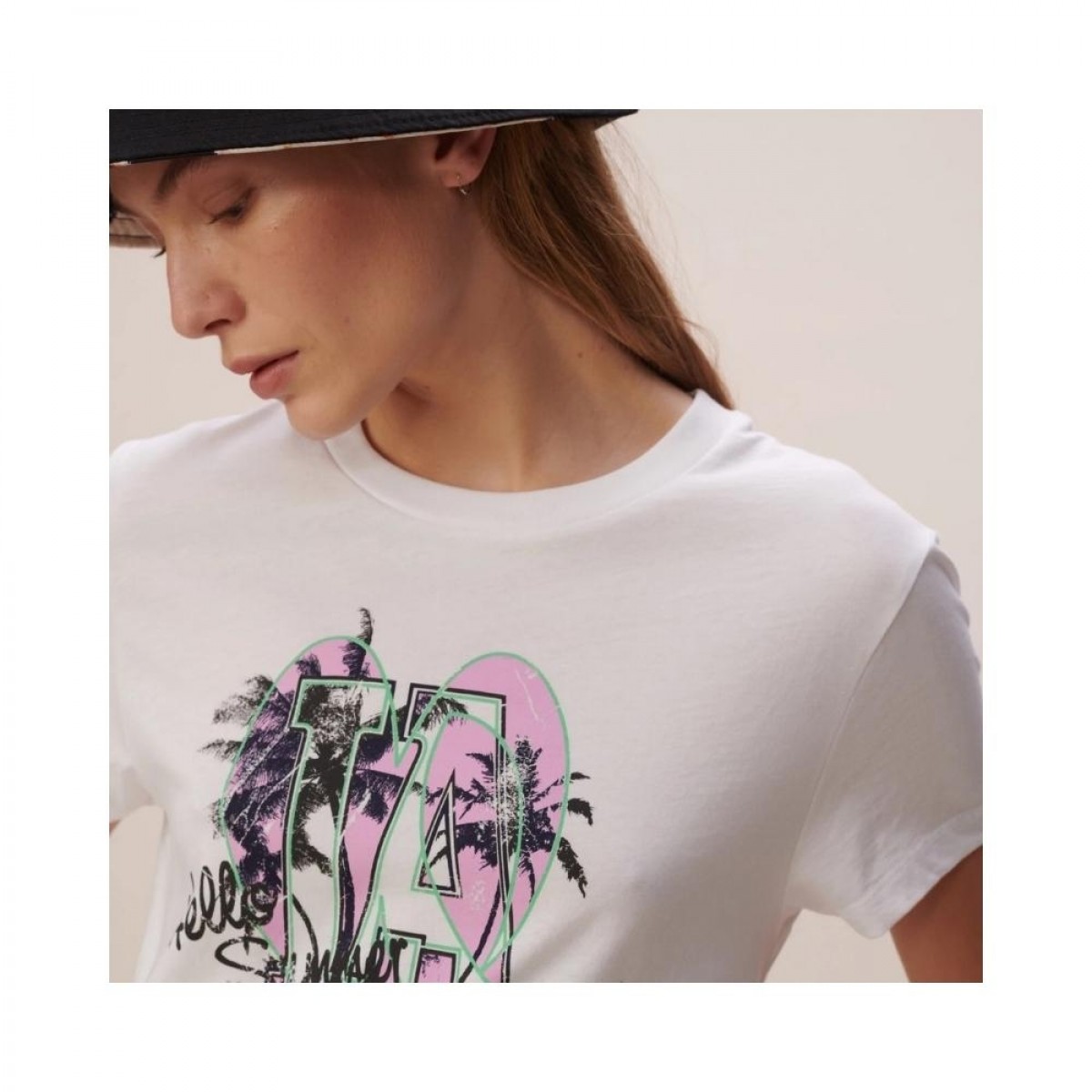 t-shirt cara beach - white - model logo