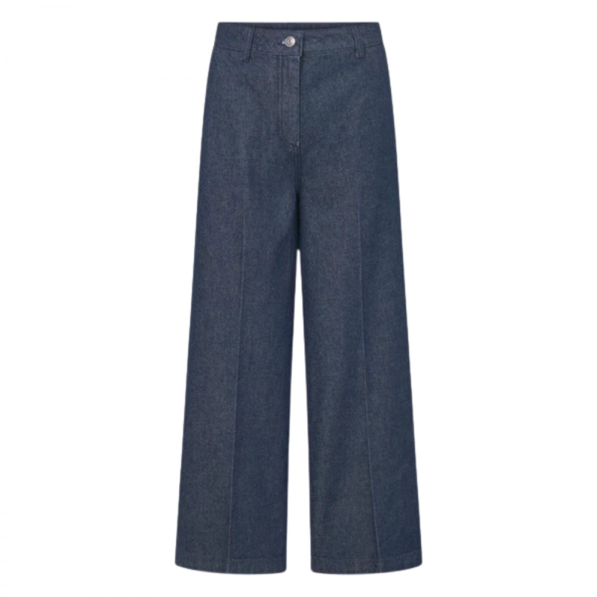 bora pants - dark denim - model ryg