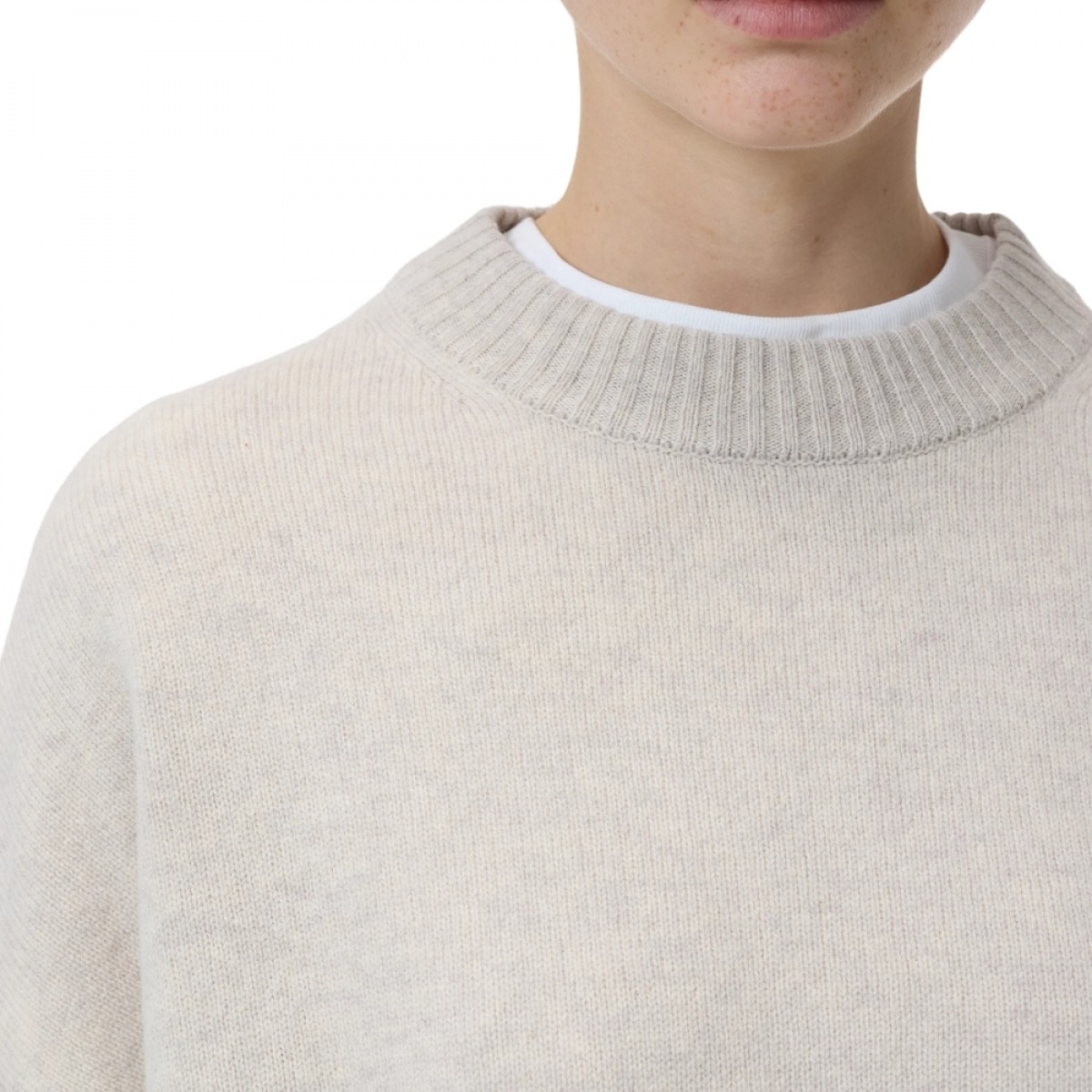 closed crew neck cropped - stone beige - hals
