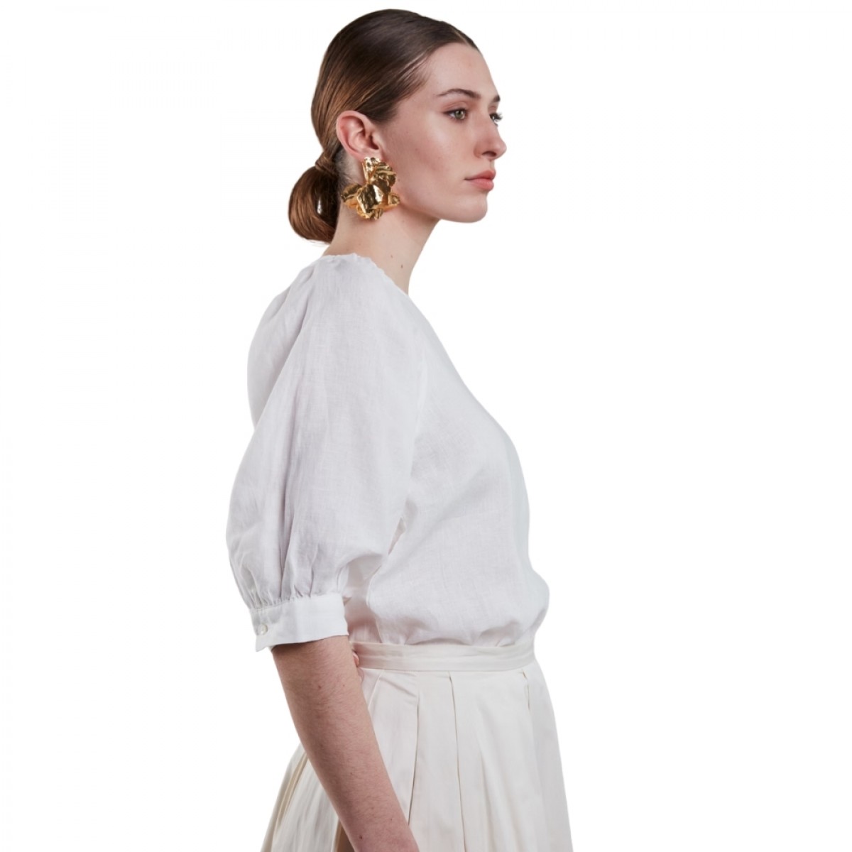 carmen blouse - white - model look