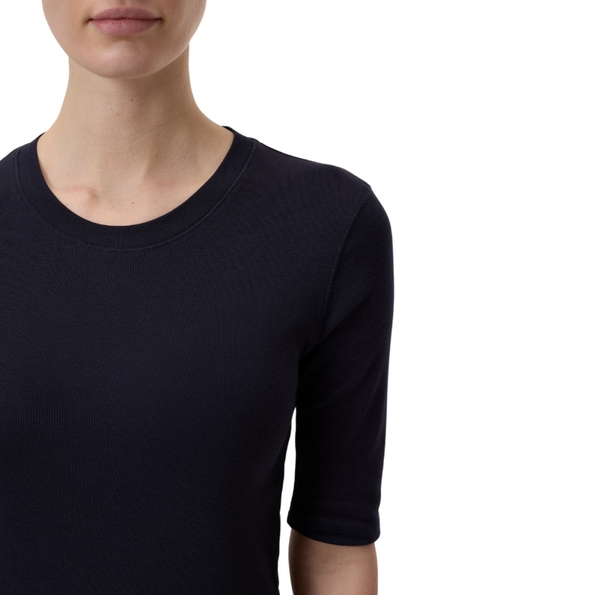 closed crewneck shortsleeve tee - dark navy - hals