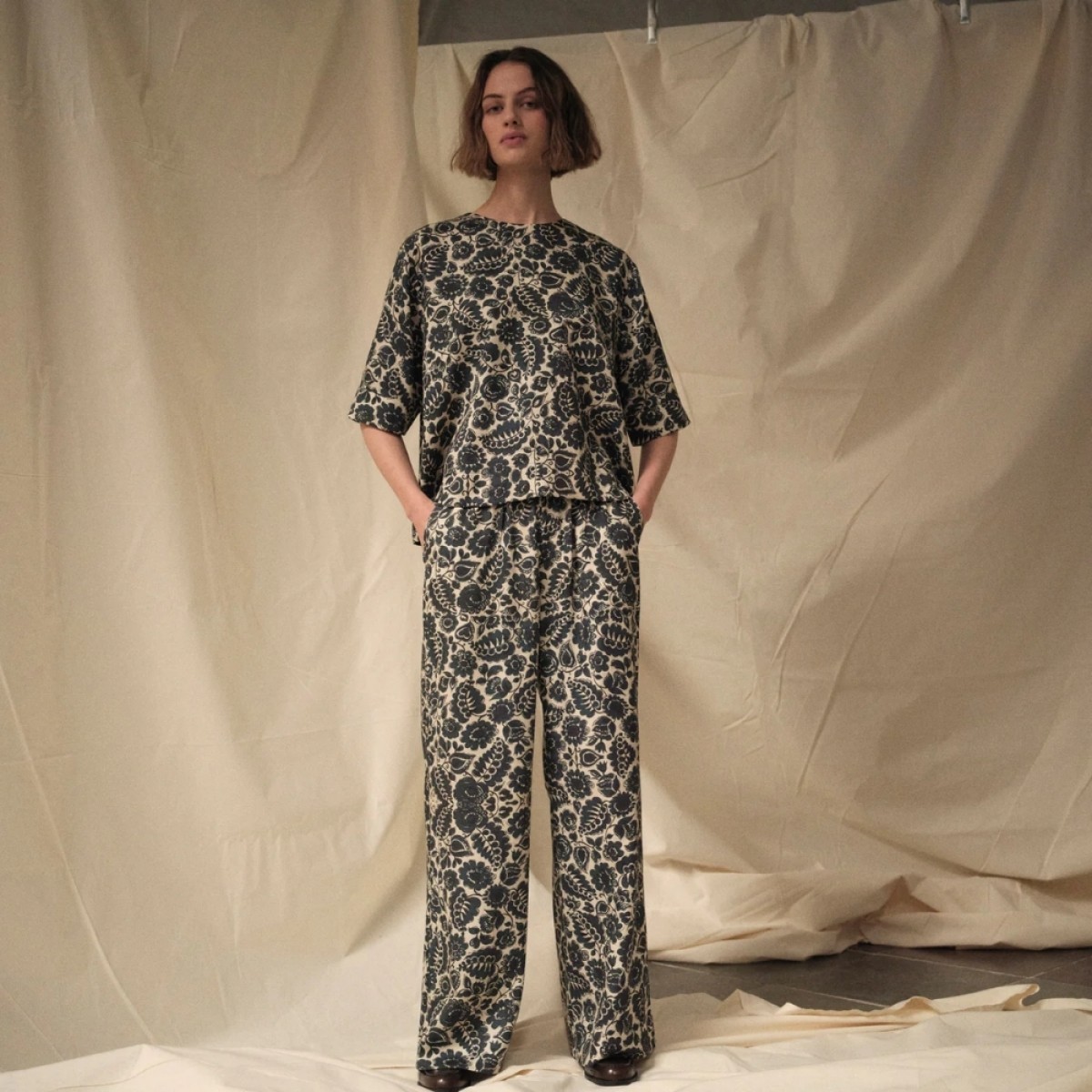 britt top - blue - look