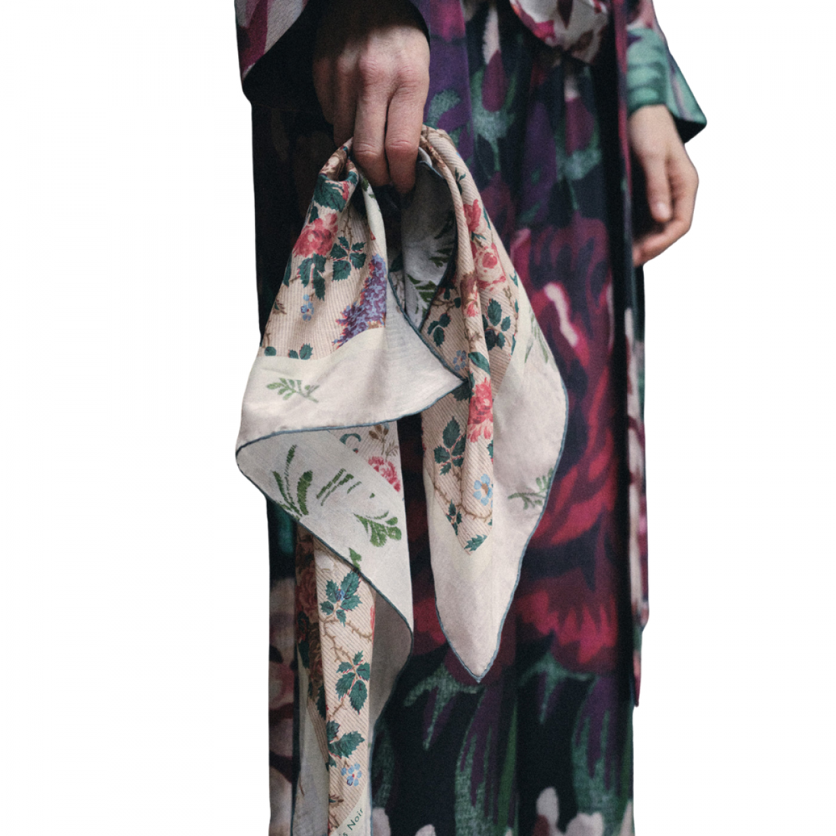 light small gina scarf - beige - model look