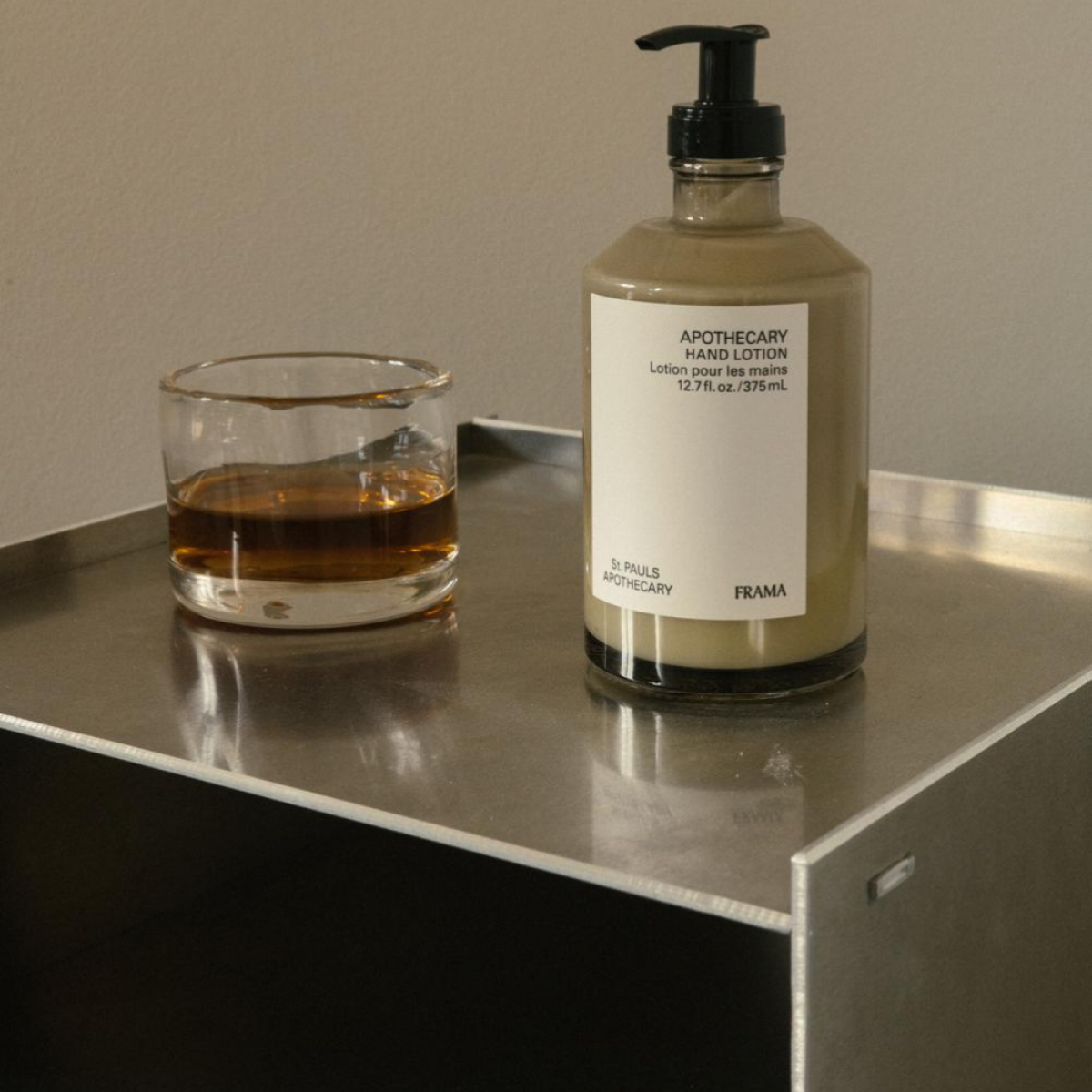 frama hand lotion - apothecary - look 3