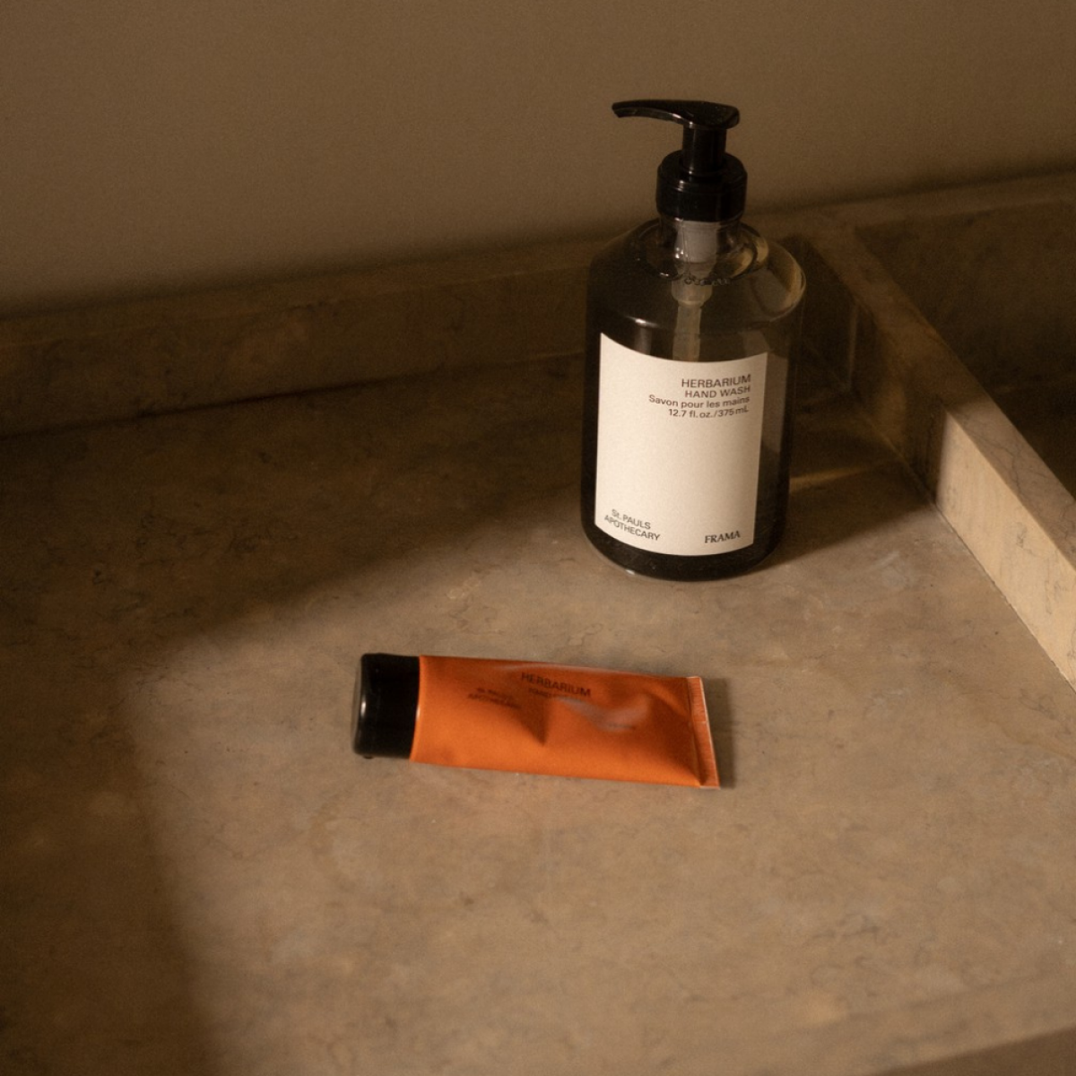 frama hand lotion - herbarium - look 4