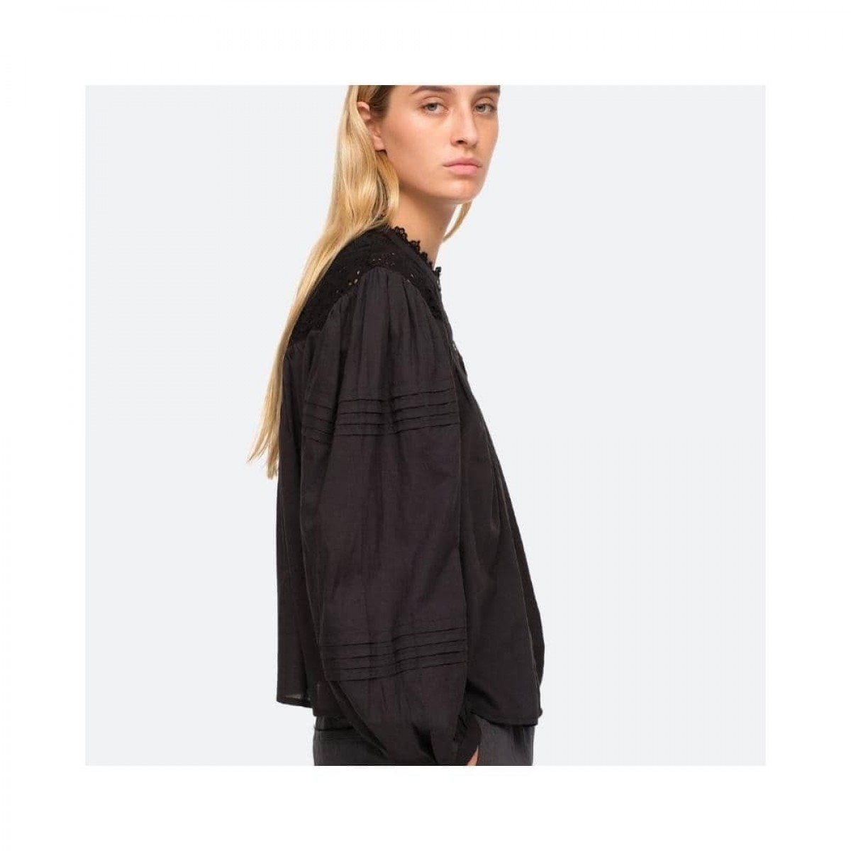 patrizia lace blouse - black - fra siden 