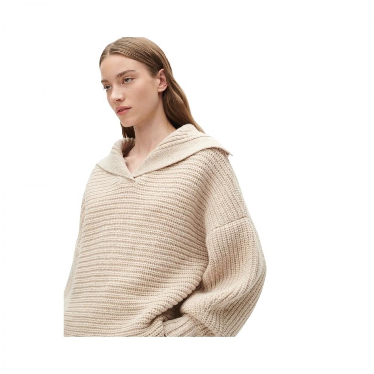 troyer koami knit - beige melange - model front