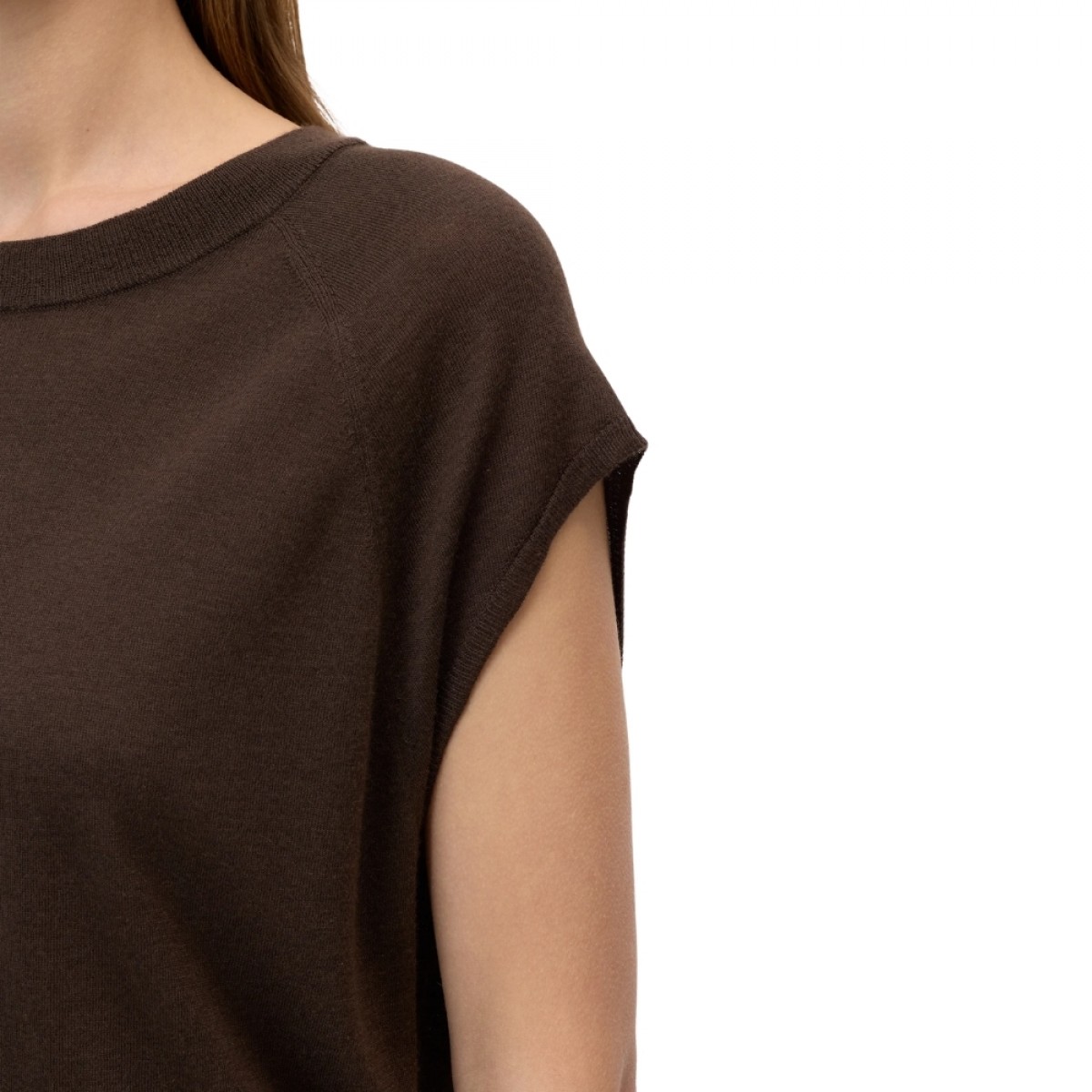 closed crew neck sleeveless - maple brown - ærme
