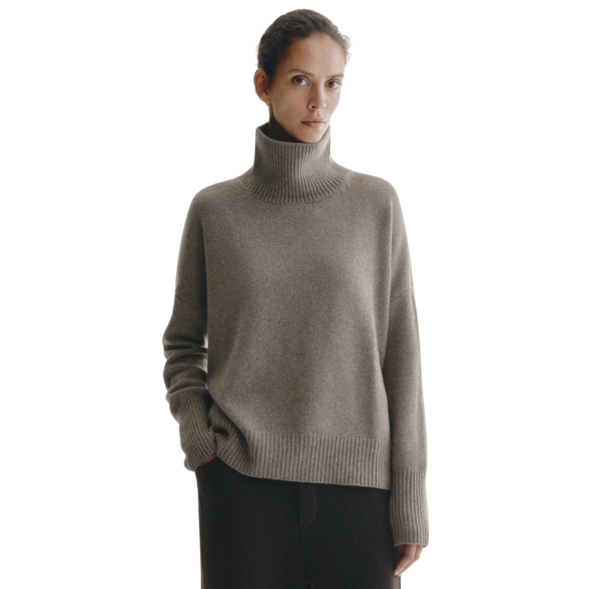 lisa yang heidi sweater - truffle