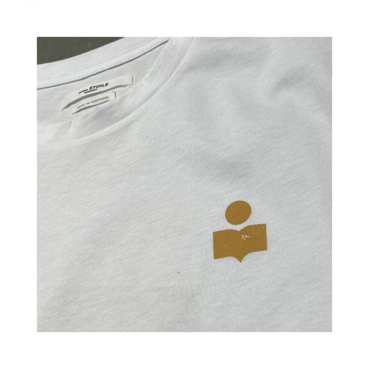 zewel t-shirt - white with ochre - logo på bryst