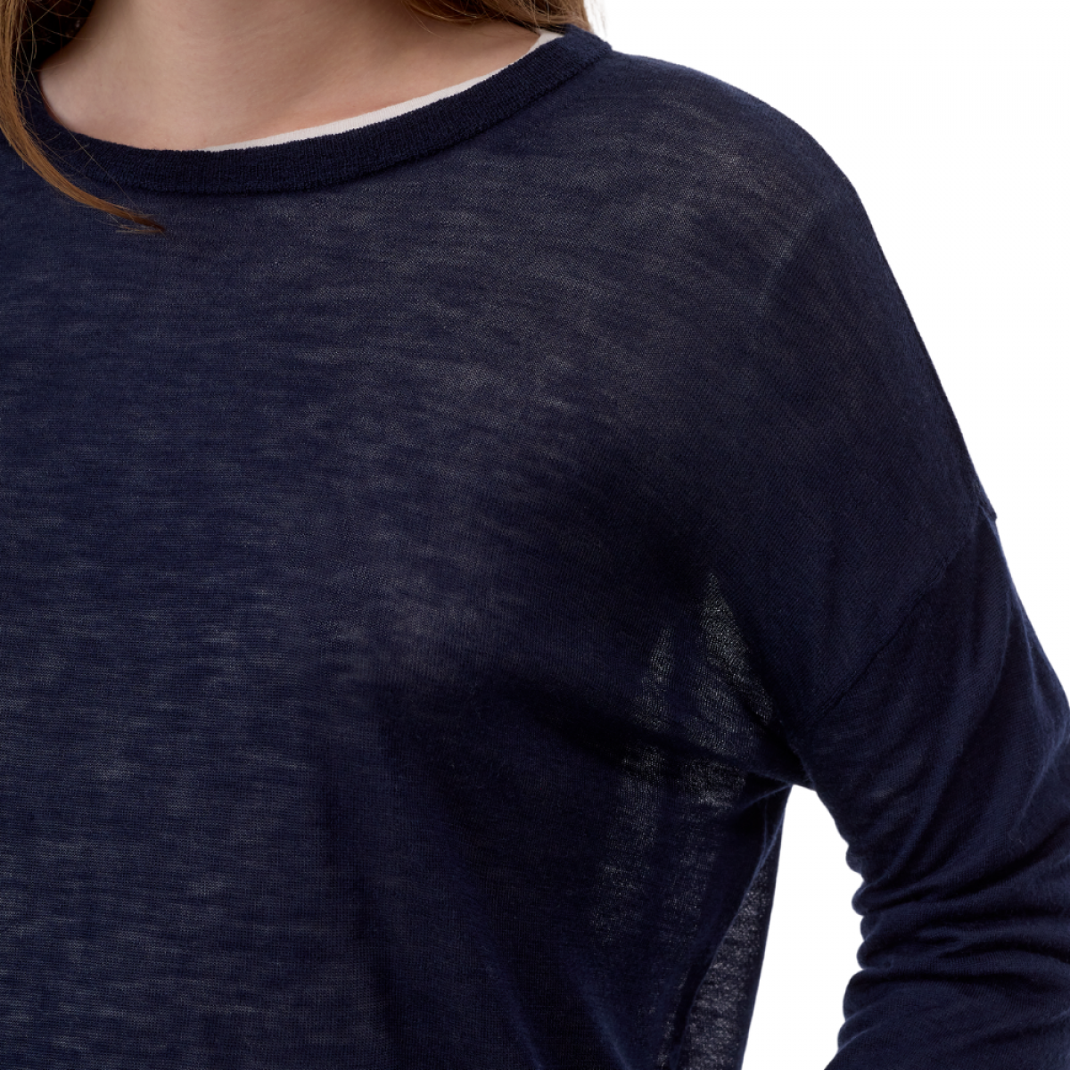 closed crew neck long sleeve - dark night - hals