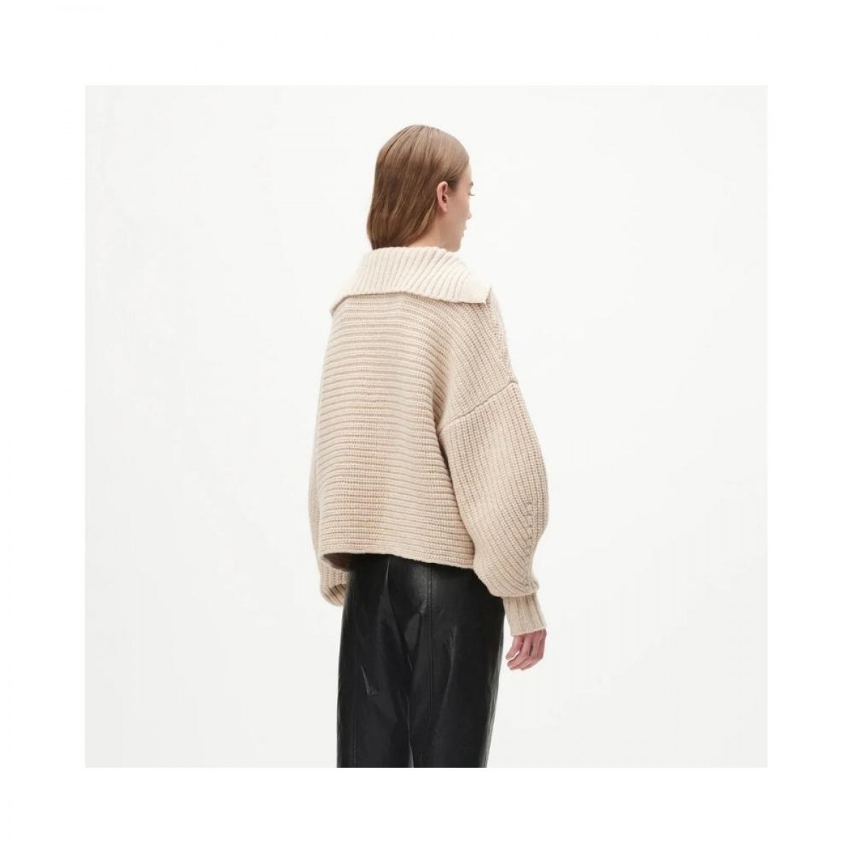 troyer koami knit - beige melange - model ryg