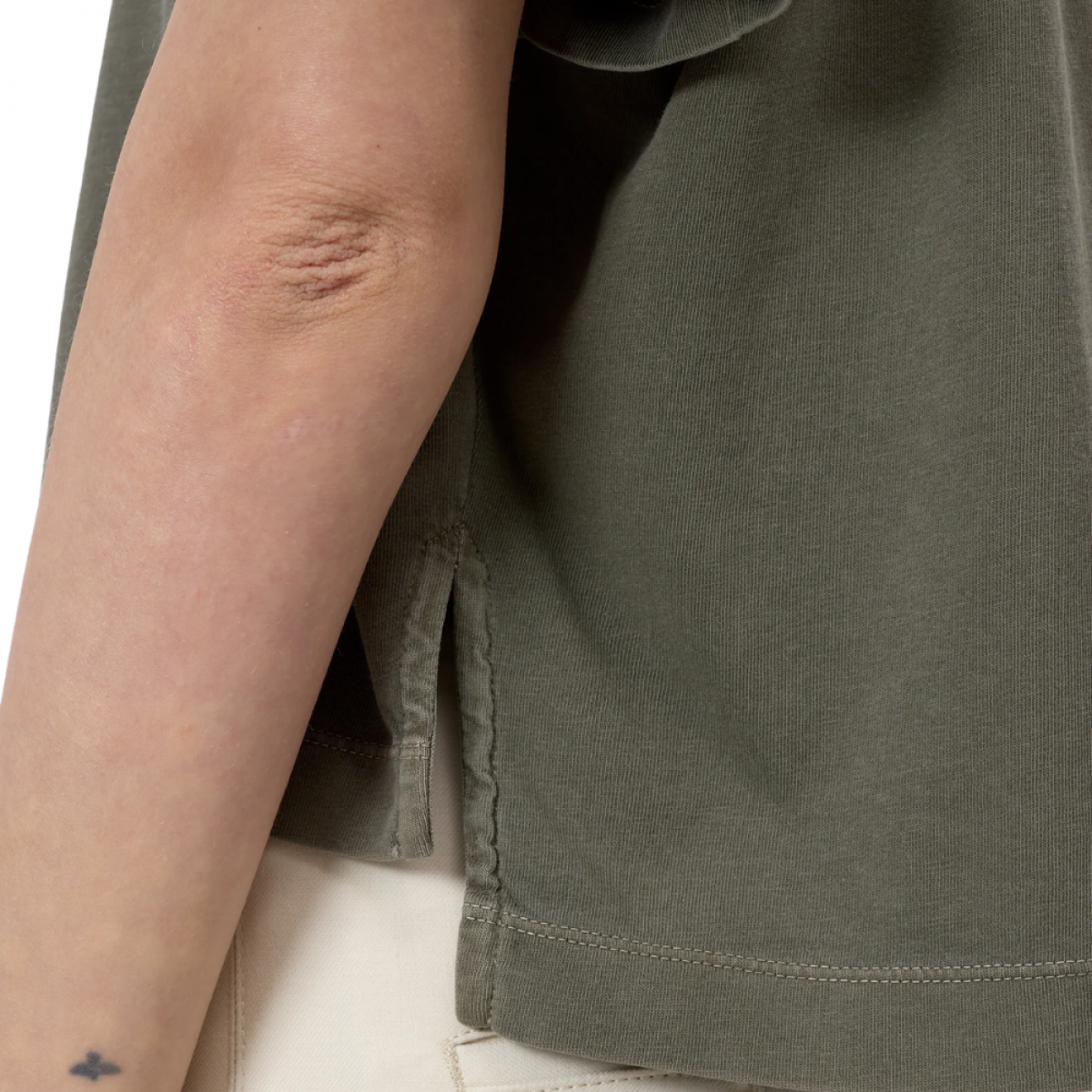 closed cropped t-shirt - cypress green - slids