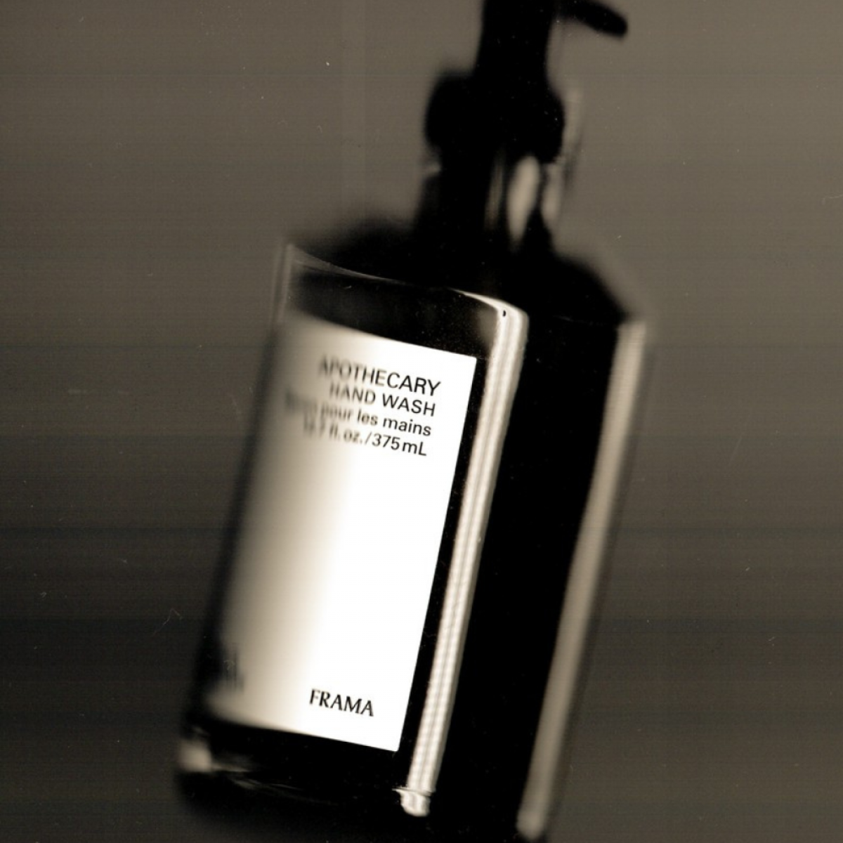 frama hand wash - apothecary - look 1