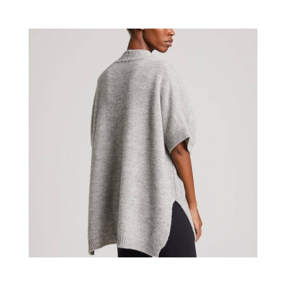 irma knit vest - grey melange - model ryg