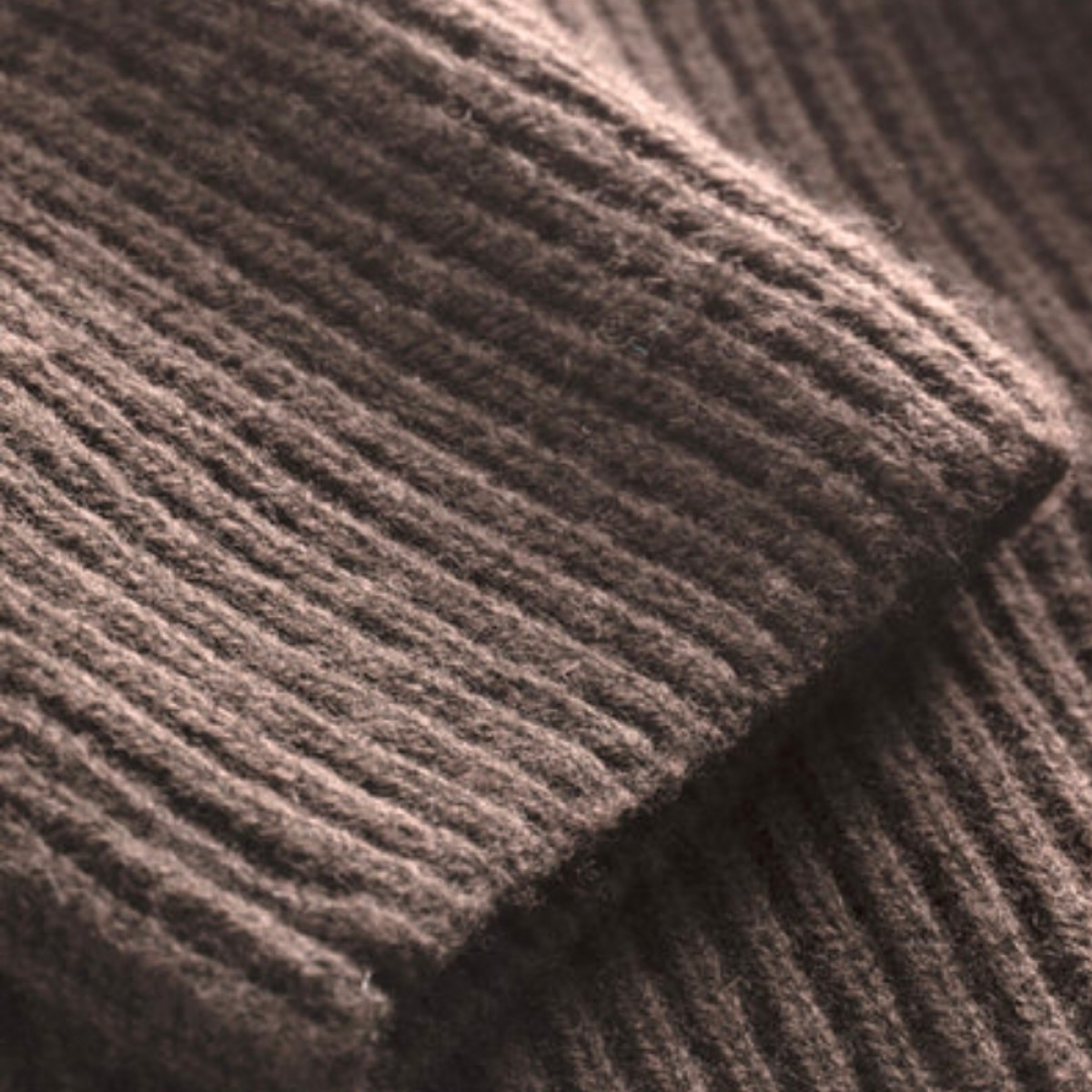 karli knit - dark brown - ærme 