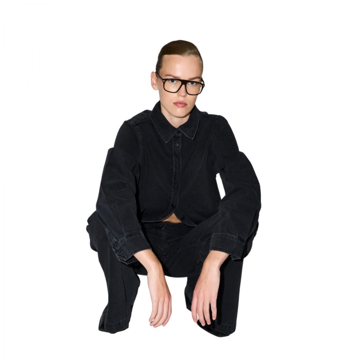 trw ellen denim shirt wash milano black - black - look 1