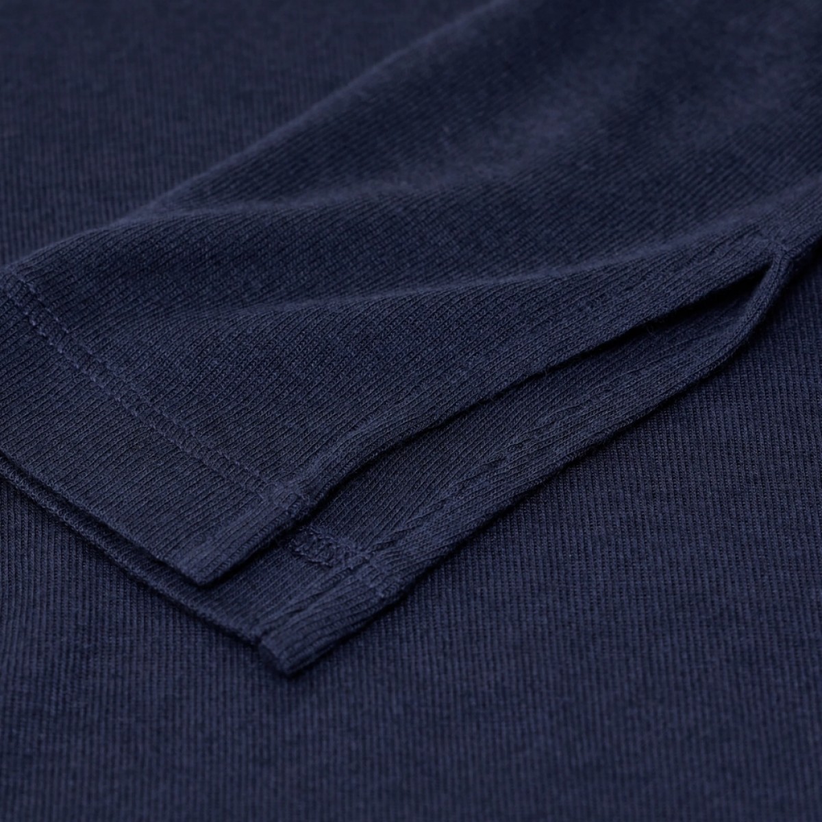 closed longsleeve t-shirt - dark night - slids