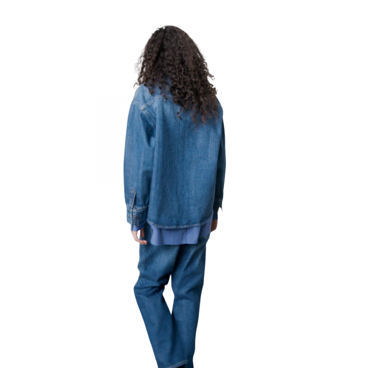aiayu casy shirt denim - worn blue - model ryg