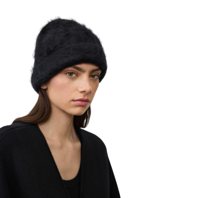 lisa yang brushed beanie - black